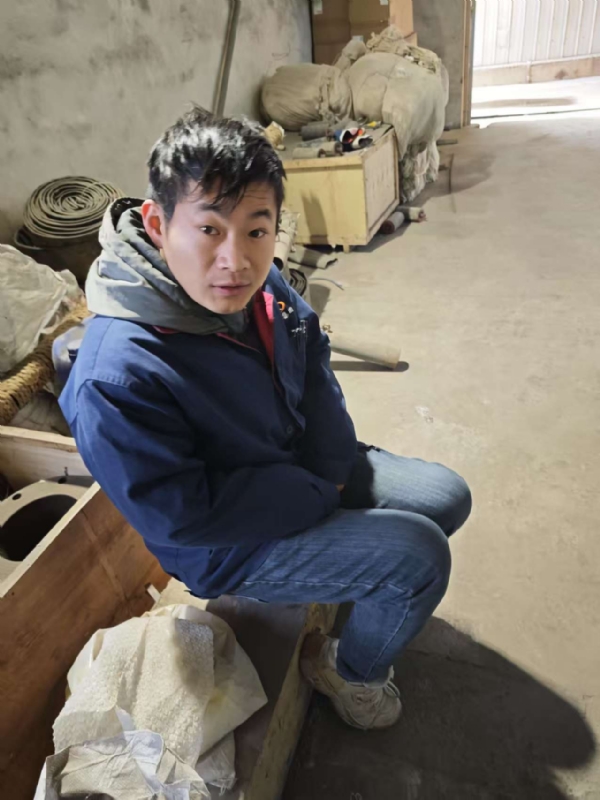 热爱生活的闫某的第一张照片--枣庄闪婚服务中心